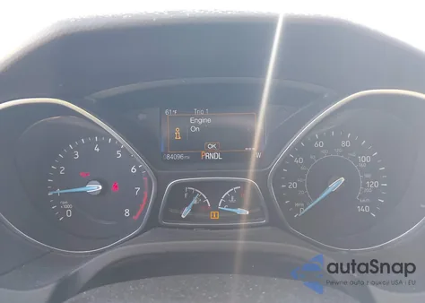 2016 Ford Focus Se z USA, uszkodzony, nr VIN 1FADP3K29GL291416